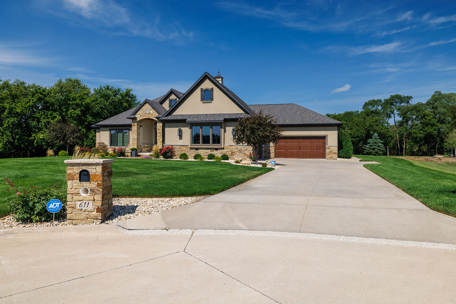 Photo and video gallery